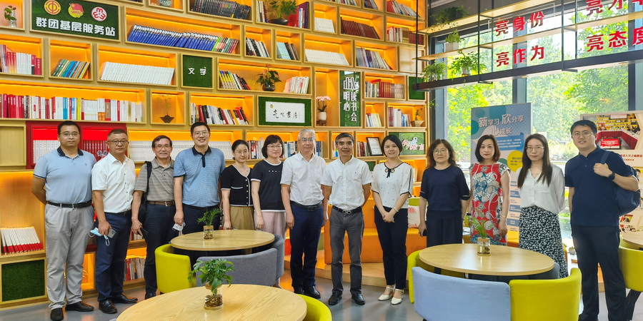 上海市生态环境局副局长柏国强带队调研南大环规院上海分院